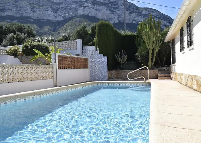 Anacasa Con Piscina Montgo Ch3215 샬레 데니아