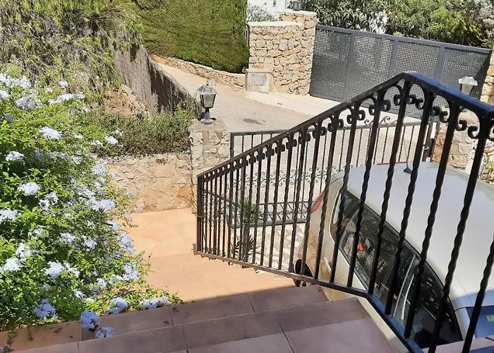 Anacasa Con Piscina Montgo Ch3215